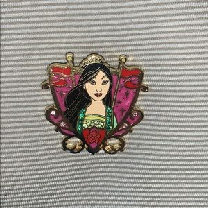 Mulan Enamel pin